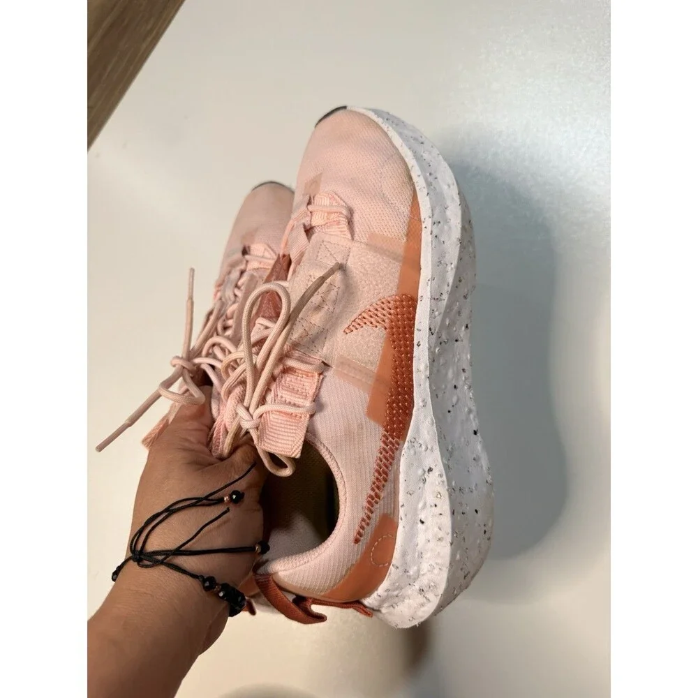 Nike product pair